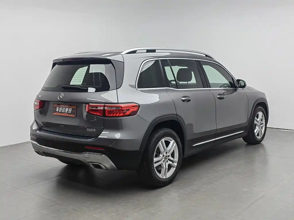 Mercedes-Benz GLB 2021
