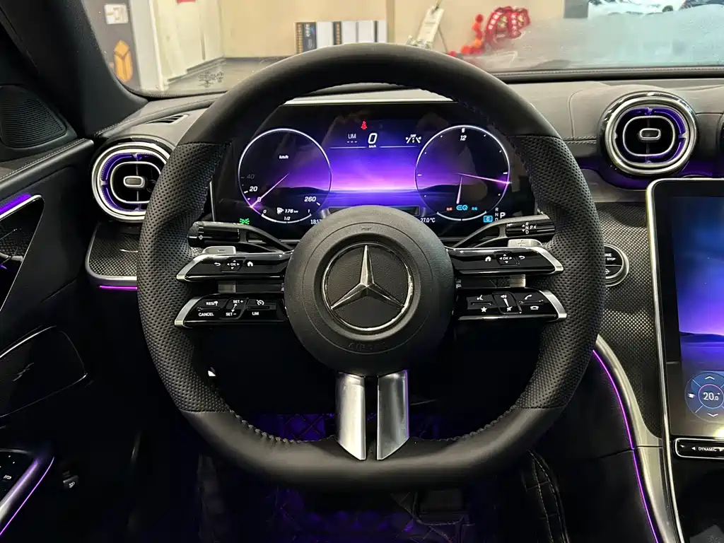 Mercedes-Benz C-Class 2021 — фото 12