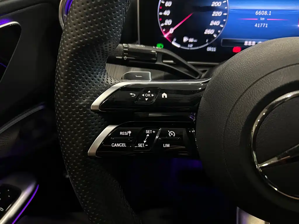 Mercedes-Benz C-Class 2022 — фото 11