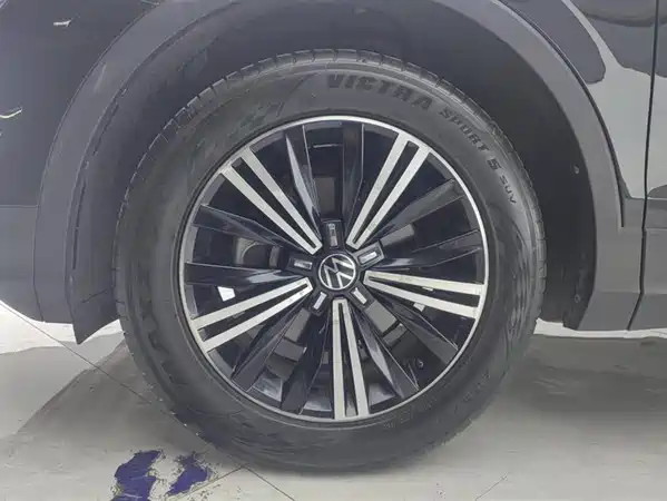 Volkswagen Tiguan L 2021