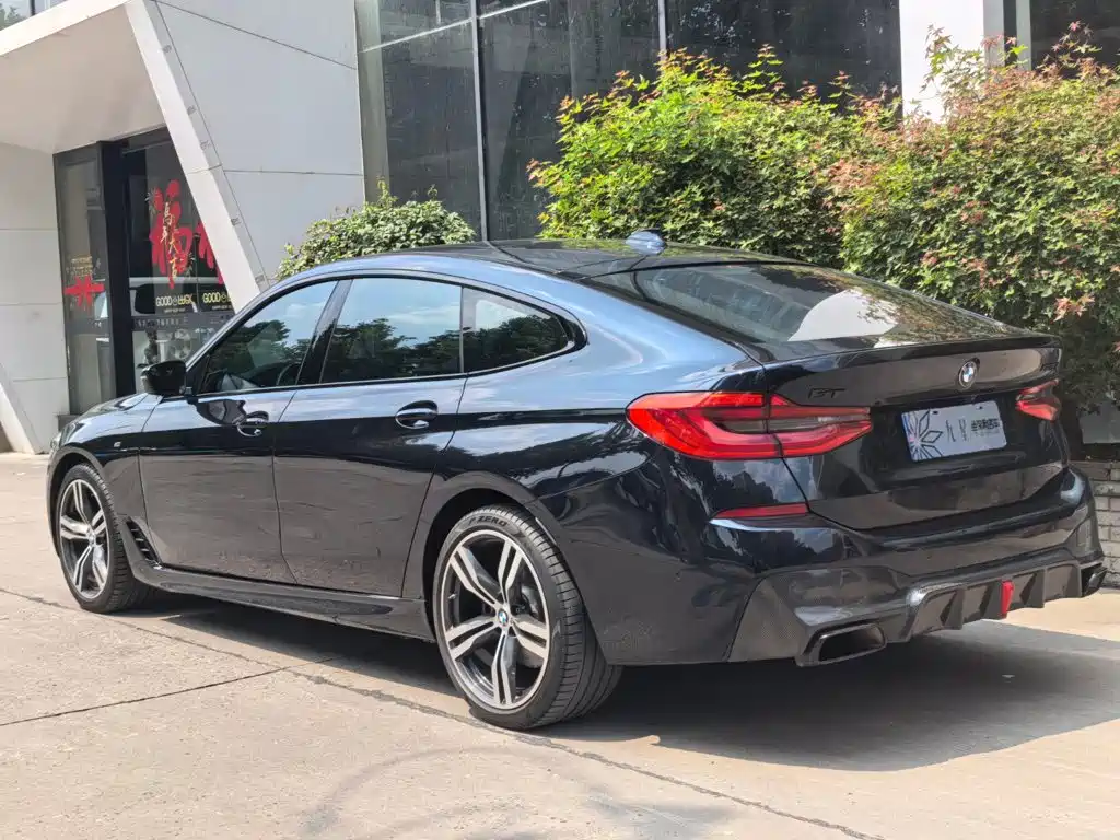 BMW 6 Series GT 2022 — фото 3