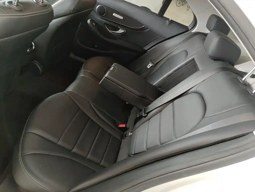 Mercedes-Benz C-Class 2017 — фото 13