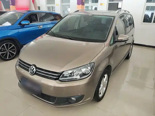 Volkswagen Touran 2016