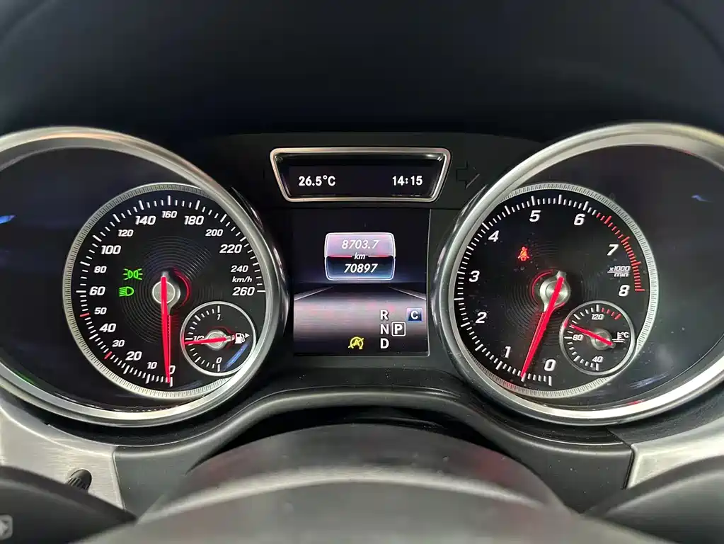 Mercedes-Benz GLS 2018 — фото 12