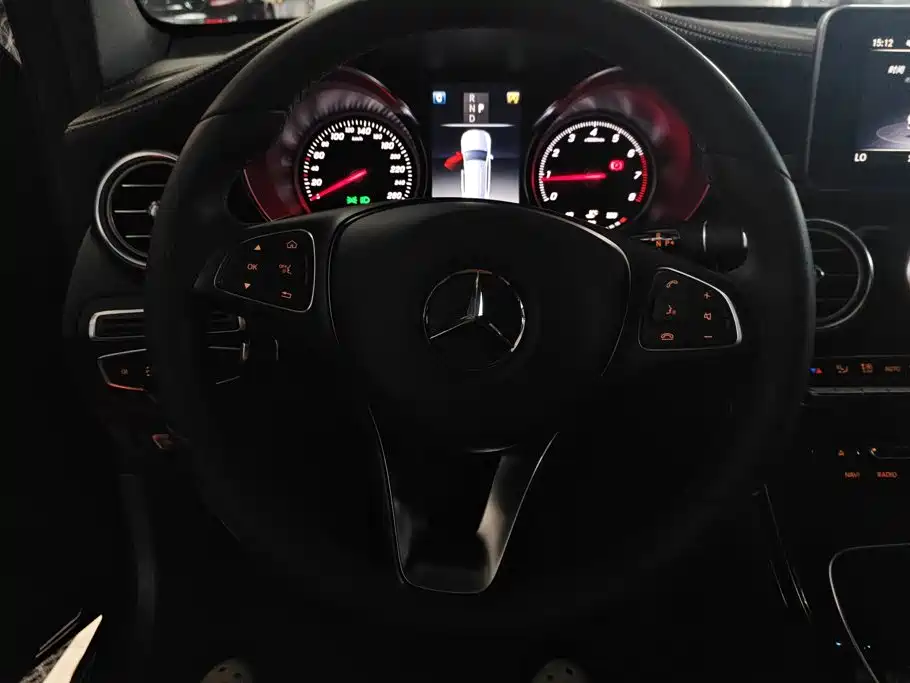 Mercedes-Benz GLC 2019 — фото 15