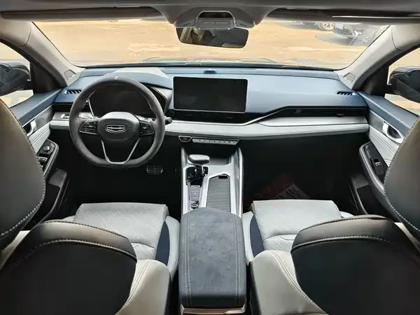 Geely Xingrui 2021