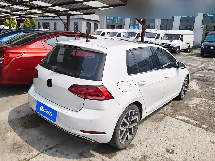 Volkswagen Golf 2020