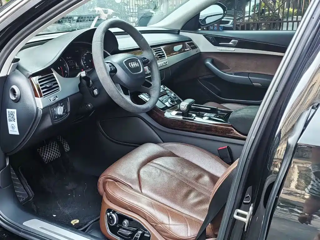 Audi A8 2016