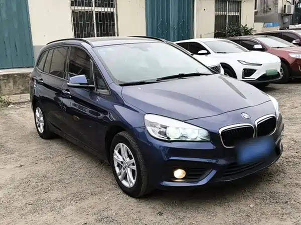BMW 2 Series Wagon 2019