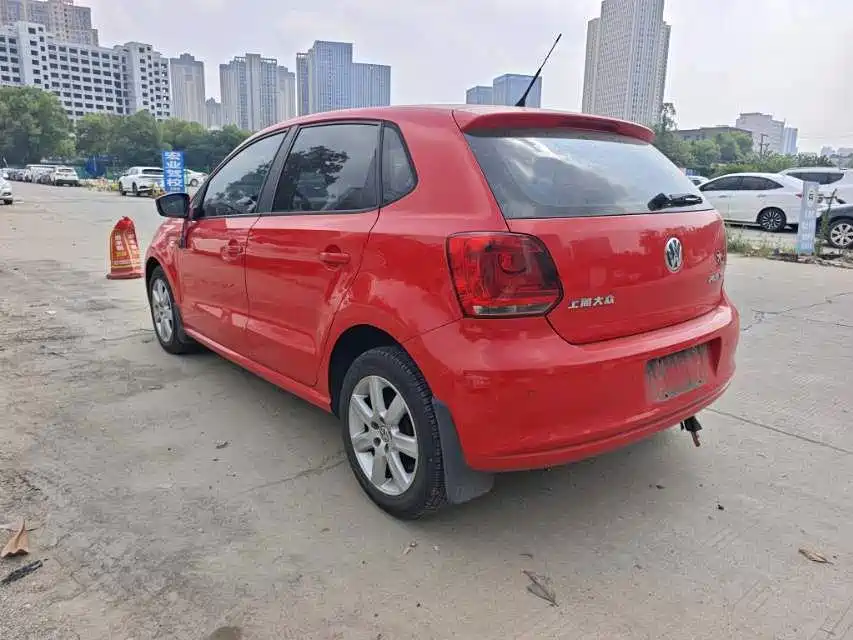 Volkswagen Polo 2014
