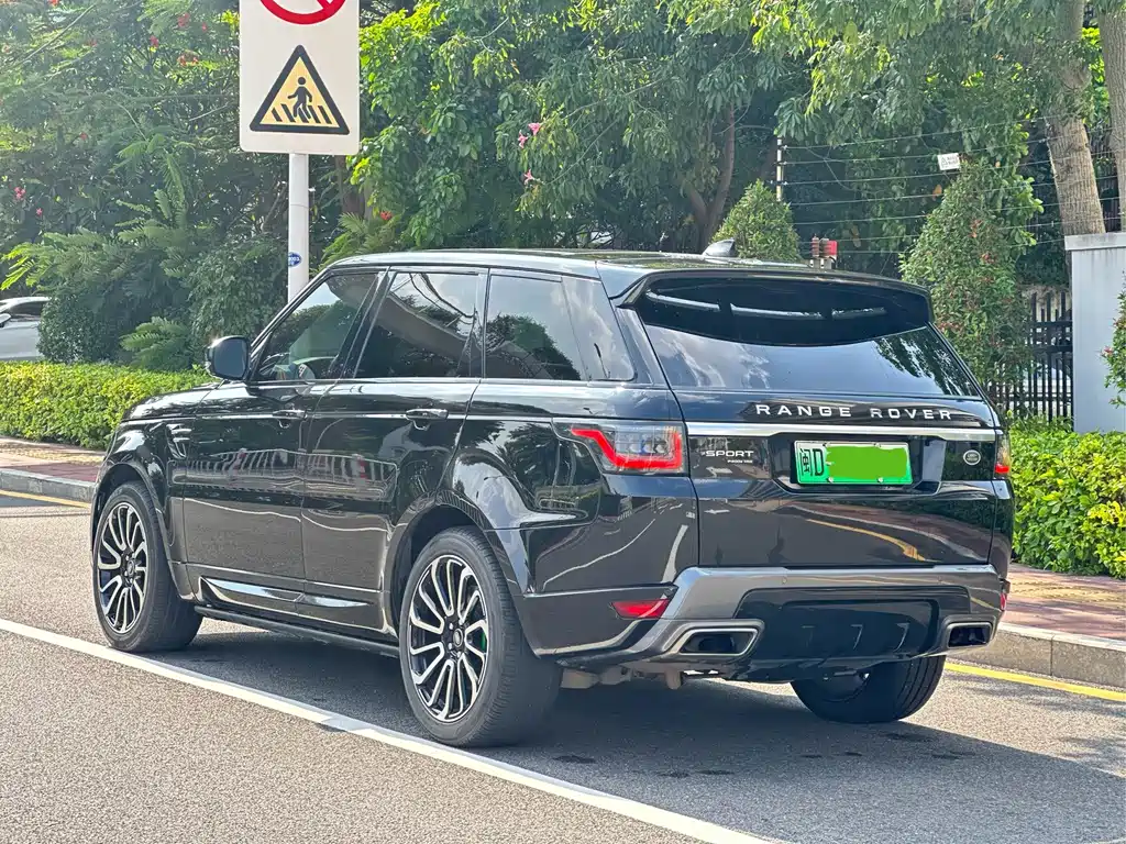 Land Rover Range Rover Sport New Energy 2019 — фото 6