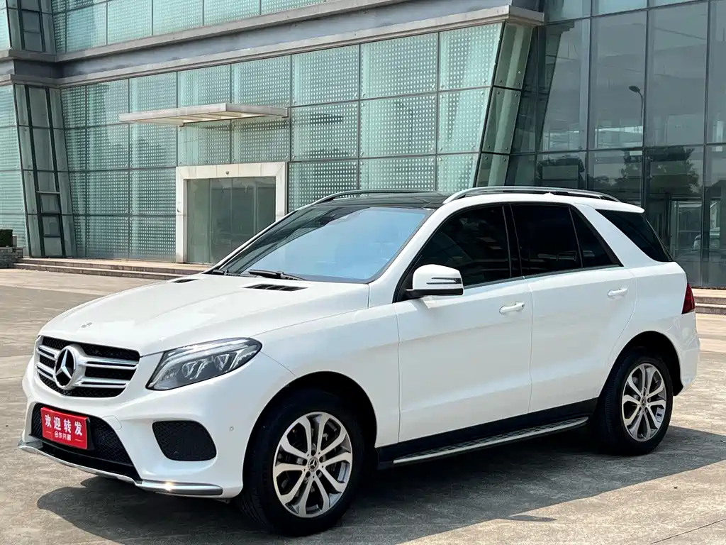 Mercedes-Benz GLE 2017 — фото 1