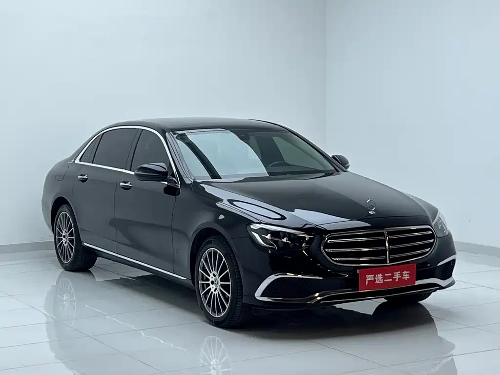Mercedes-Benz E-Class 2023 — фото 3