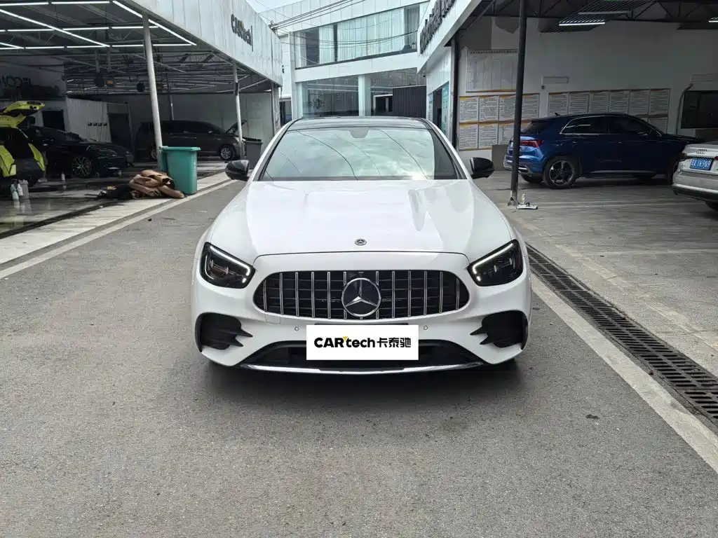 Mercedes-Benz E-Class 2023