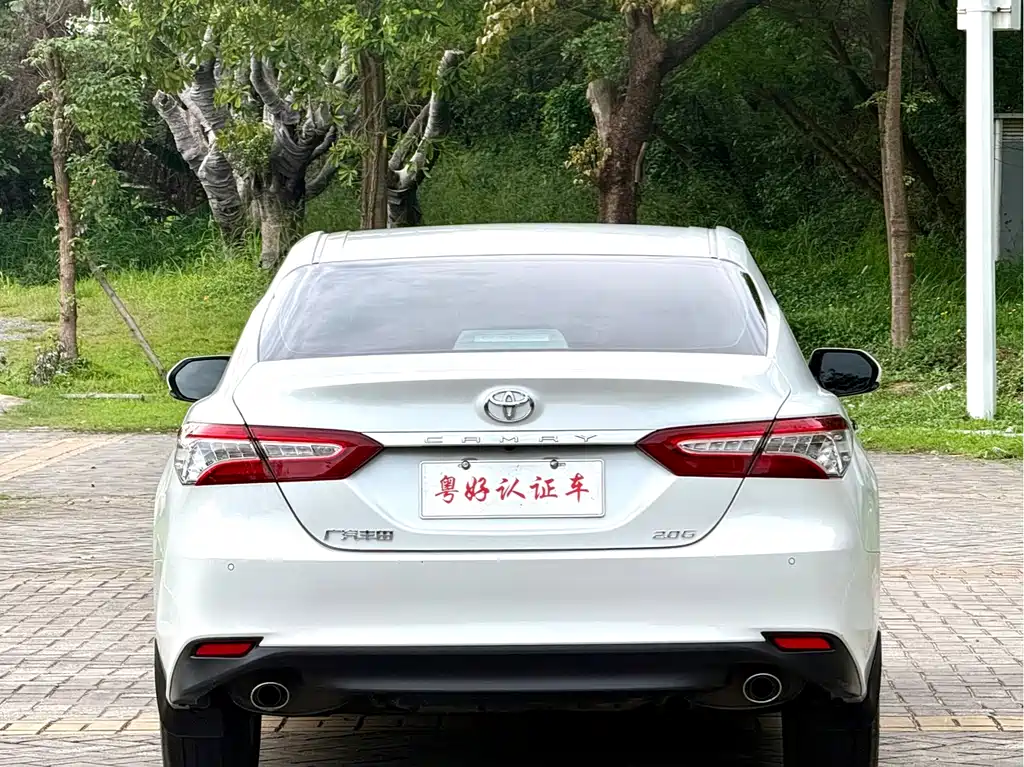 Toyota Camry 2020 — фото 6