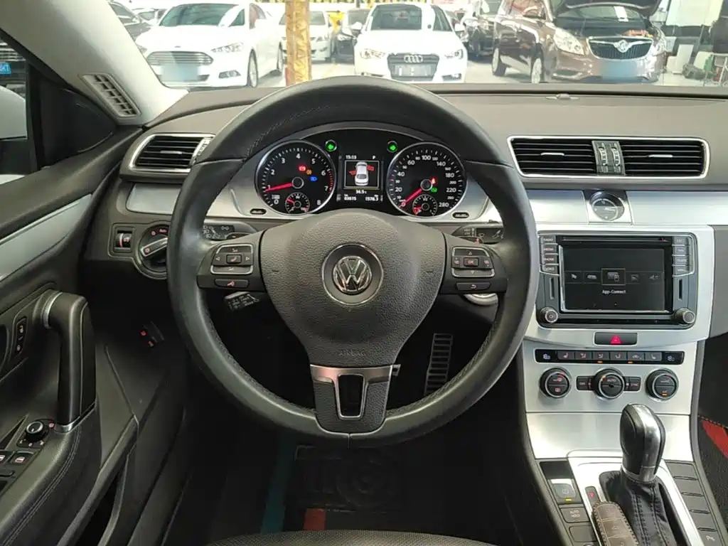 Volkswagen CC 2017 — фото 11