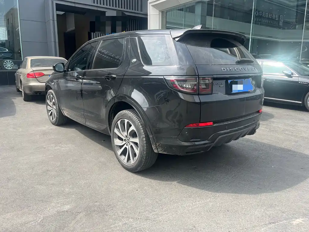 Land Rover Discovery Sport 2022