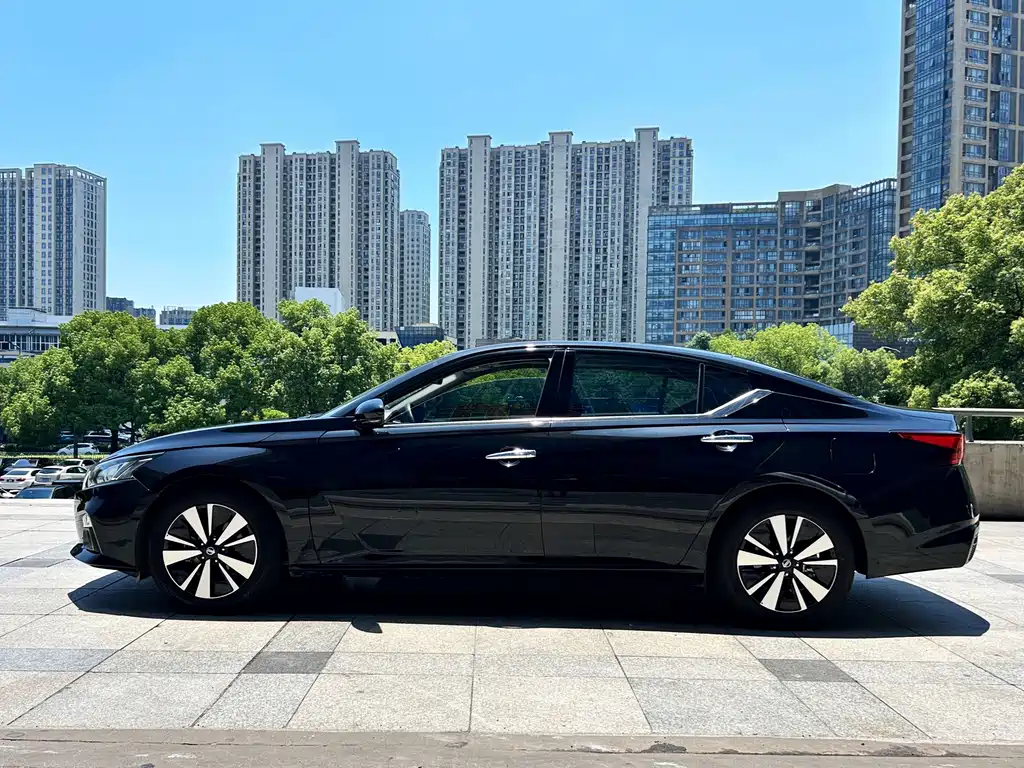 Nissan Teana 2021