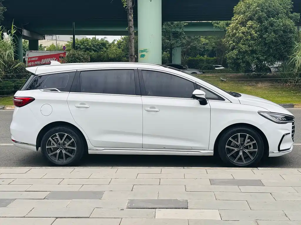 BYD Song MAX New Energy 2022 — фото 4