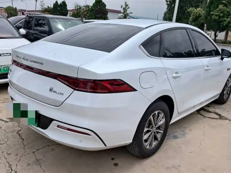 BYD Qin PLUS 2025 — фото 4