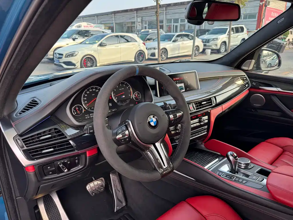 BMW X5 M 2016 — фото 8