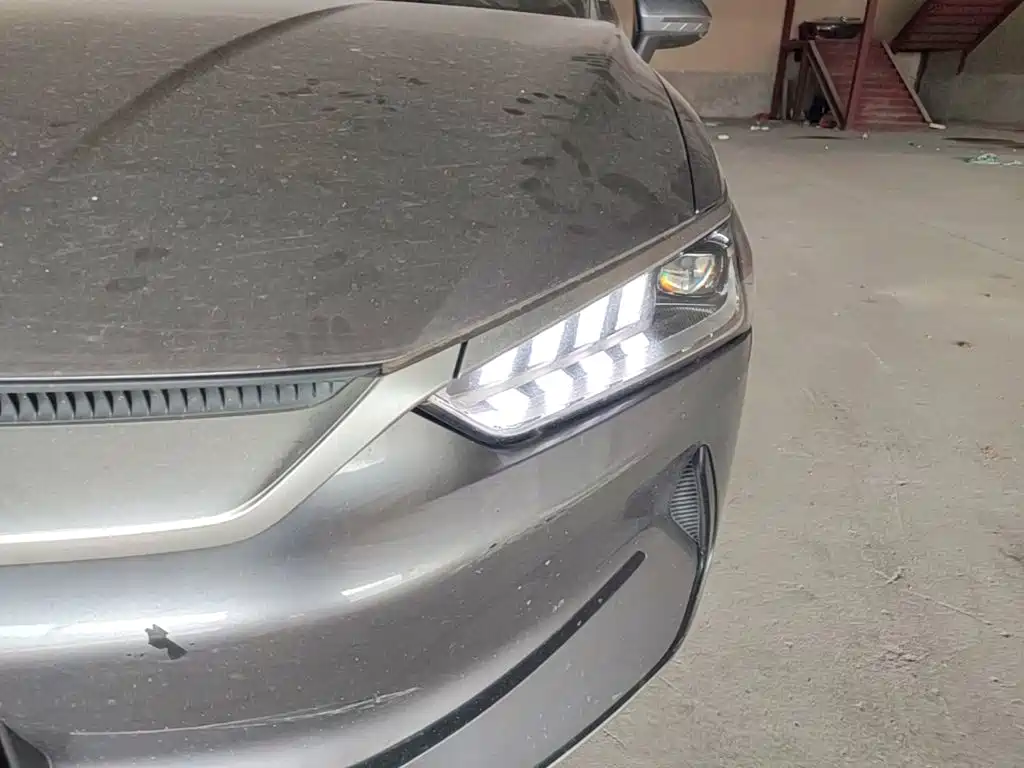 BYD Qin PLUS 2023 — фото 24