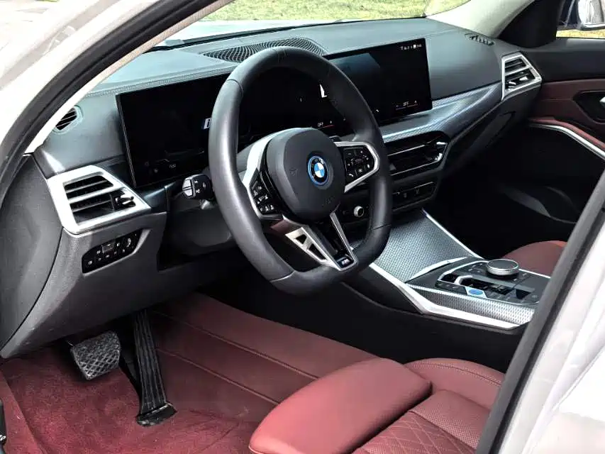 BMW i3 2025 — фото 4
