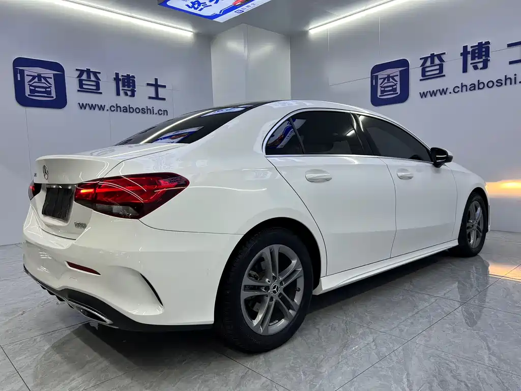 Mercedes-Benz A-Class 2023 — фото 17