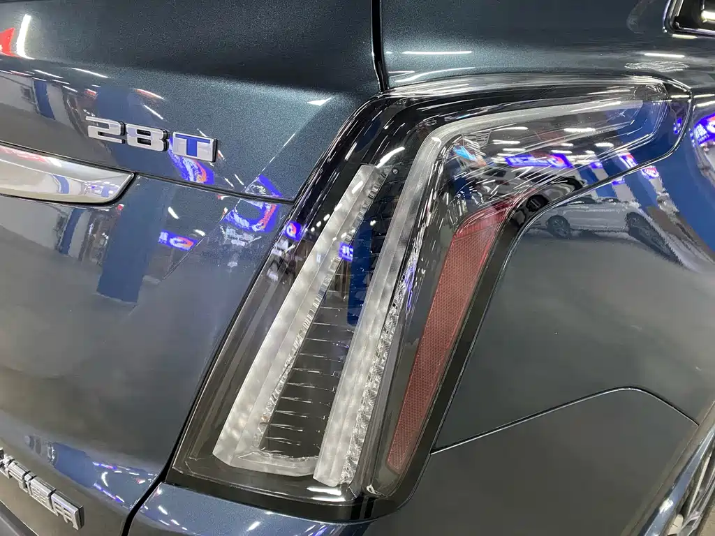 Cadillac XT5 2024 — фото 23