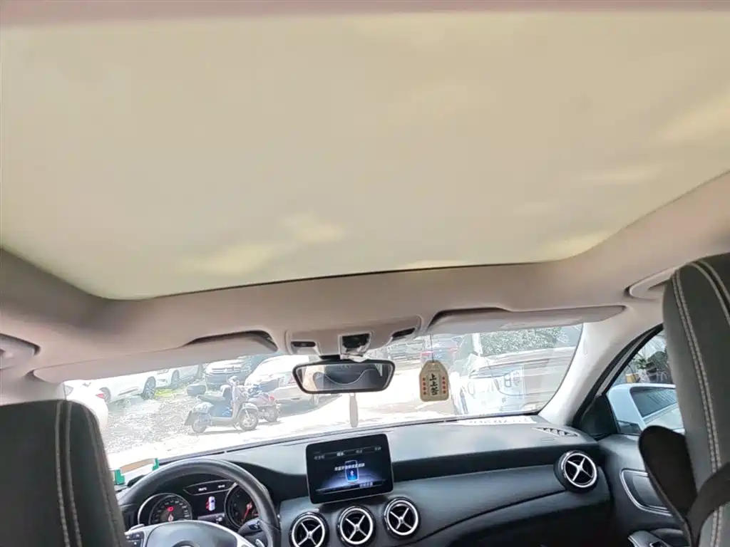 Mercedes-Benz GLA 2019 — фото 18