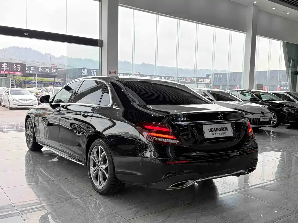 Mercedes-Benz E-Class 2020 — фото 6