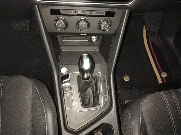 Volkswagen Tiguan L 2022