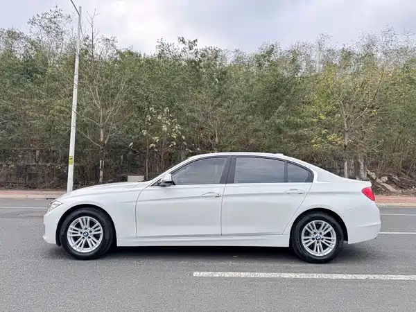 BMW 3 Series 2013