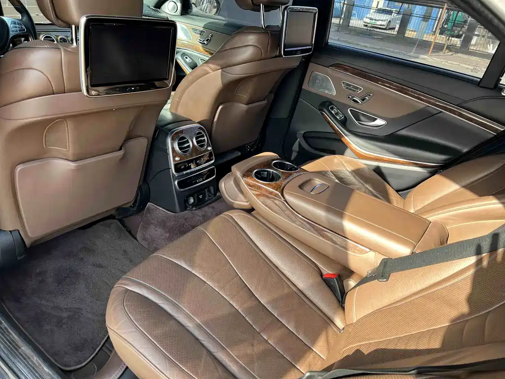 Mercedes-Benz S-Class 2015 — фото 20