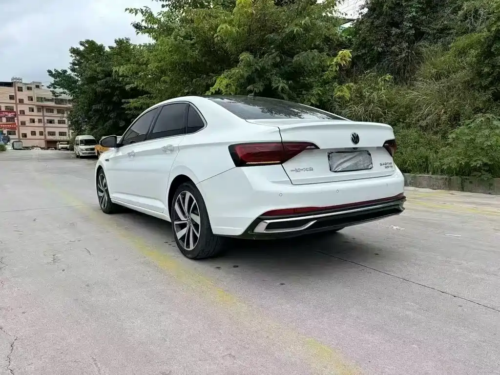 Volkswagen Sagitar 2023