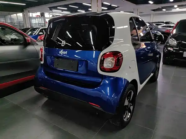 smart fortwo 2019