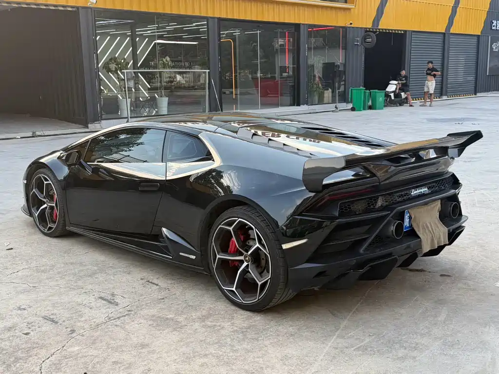 Lamborghini Huracan 2021 — фото 7