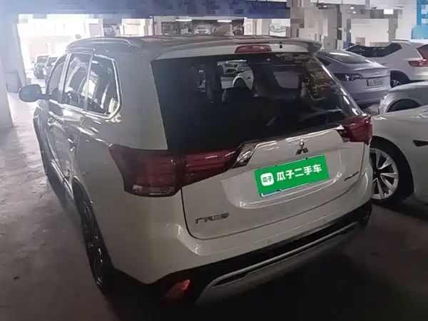 Mitsubishi Outlander 2019