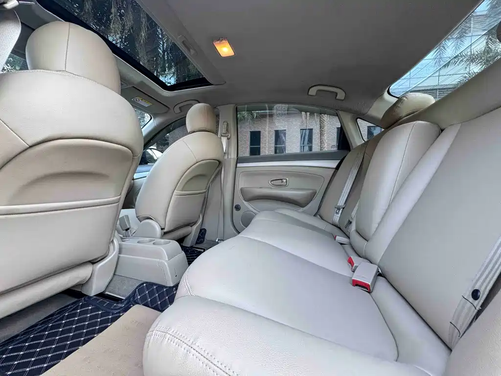 Nissan Sylphy 2018 — фото 6