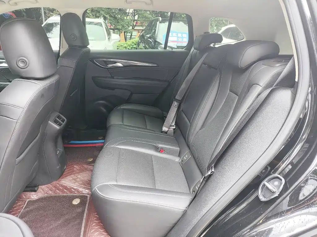 Buick Envision Plus 2023 — фото 10