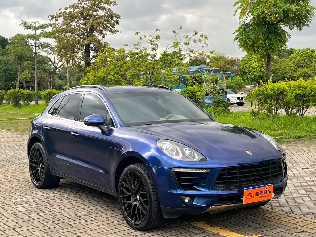 Porsche Macan 2016