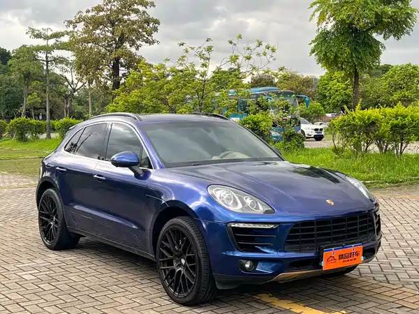Porsche Macan 2016
