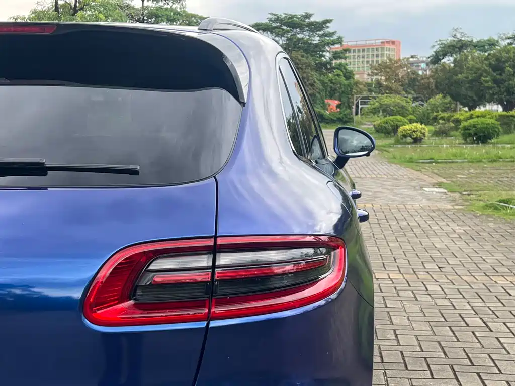 Porsche Macan 2016 — фото 19
