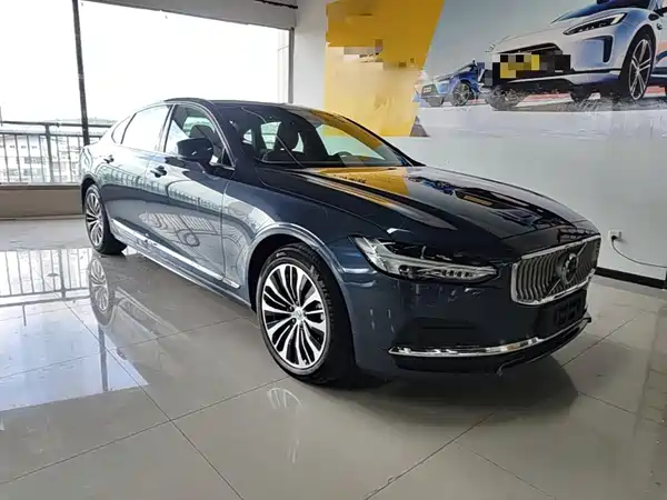 Volvo S90 2024