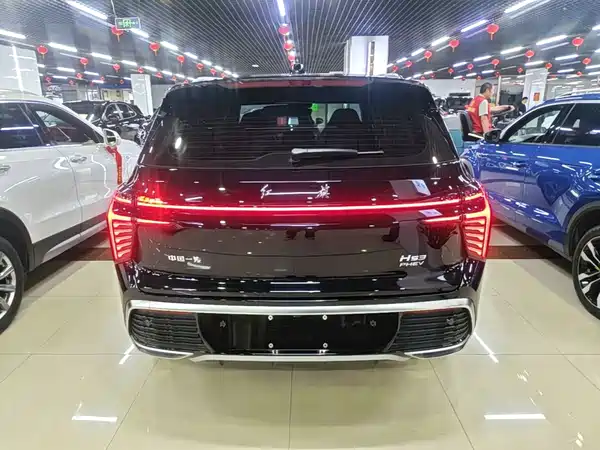 Hongqi HS3 PHEV 2025