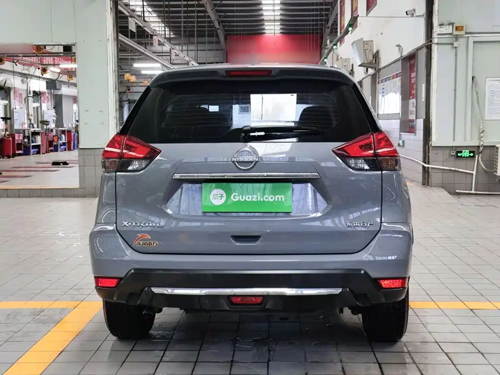 Nissan X-Trail 2025