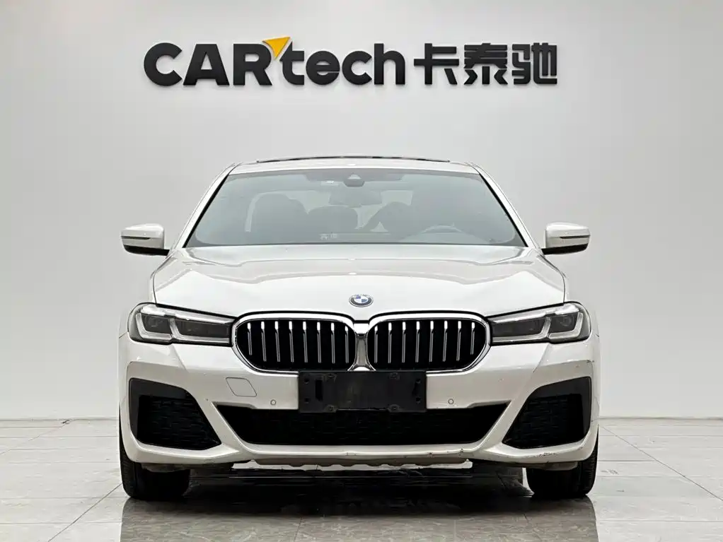 BMW 5 Series 2021