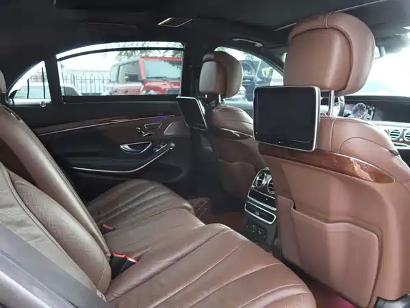 Mercedes-Benz S-Class 2015