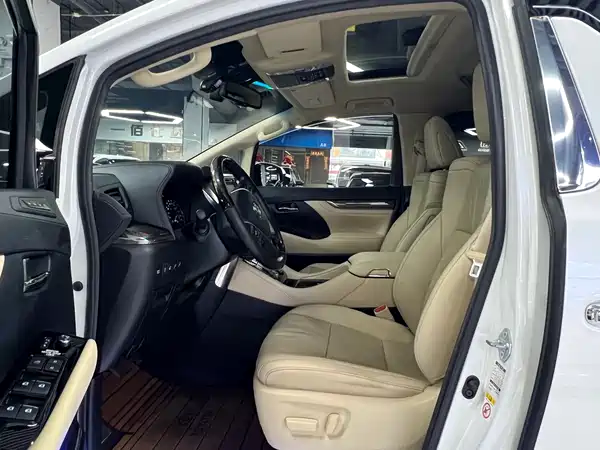 Toyota Alphard 2018