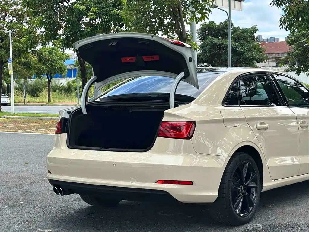 Audi A3 2016 — фото 10
